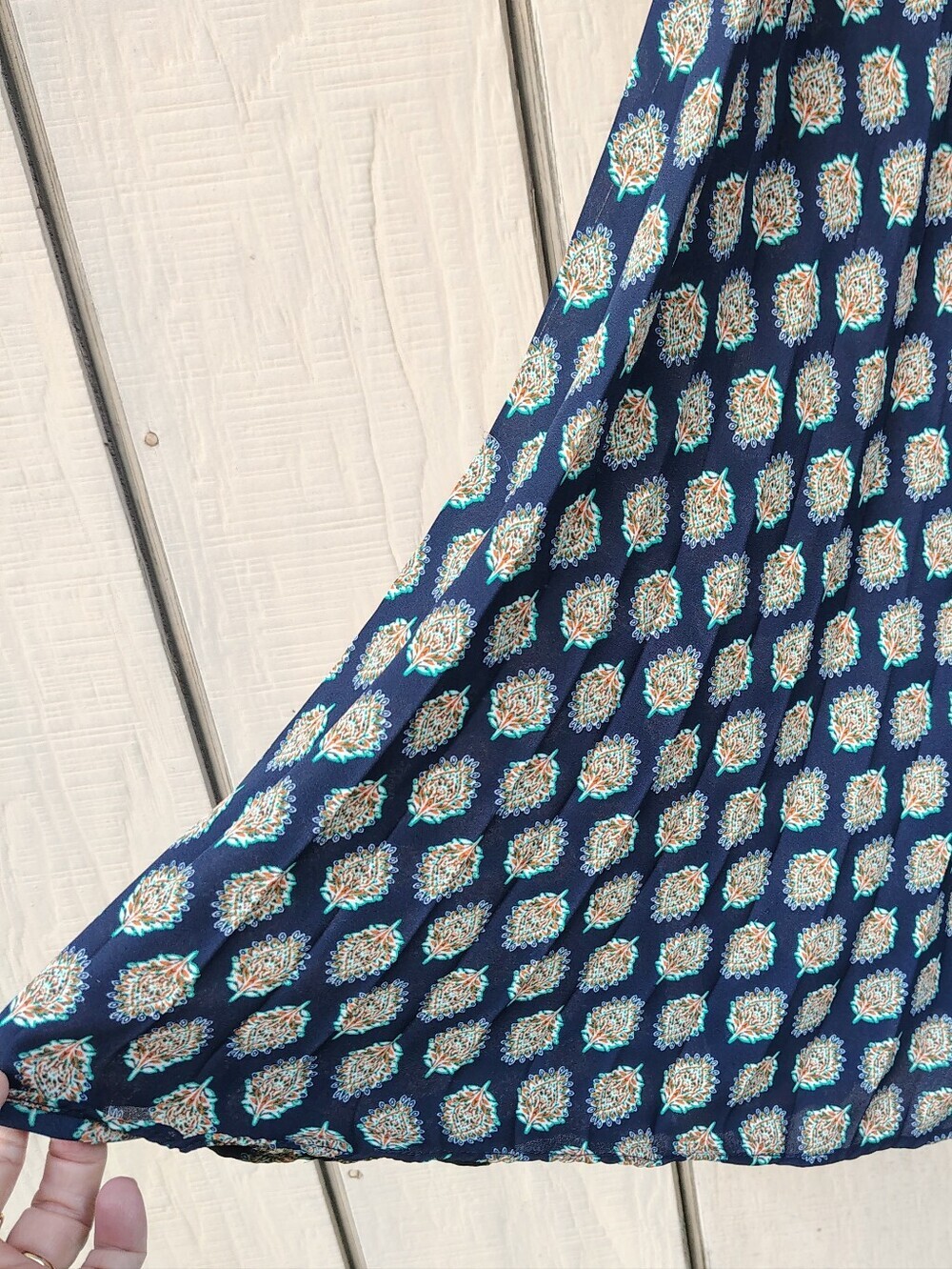 Banana Republic Romantic Maxi Skirt Navy Floral Side Zip Chiffon Feminine - Picture 3 of 7